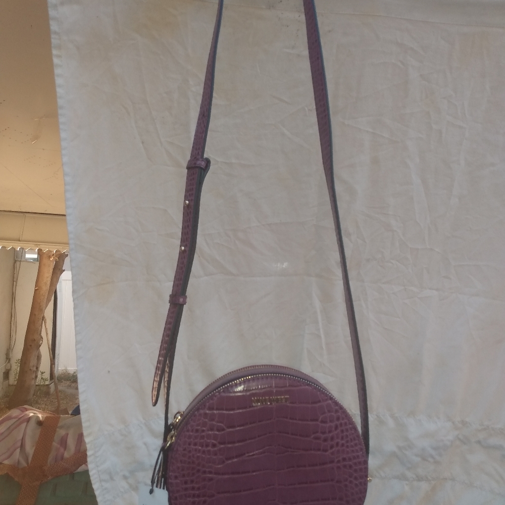 Handbag - Picture 5 of 6